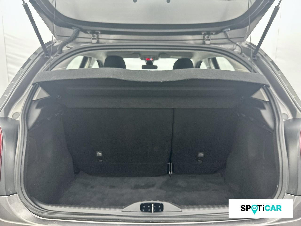 Citroën C3 1.2 puretech 110ch s&s c-series 120-121g — photo 6
