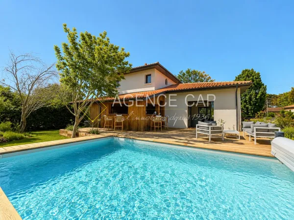 Villa lisière du golf d'Arcachon.