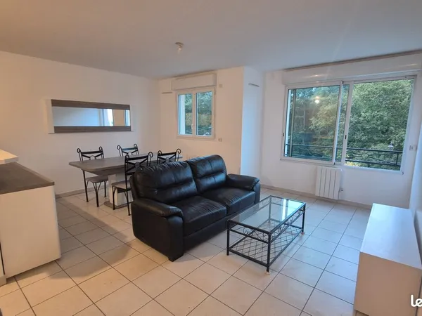 Chatenay Malabry 2 pièces 47 m²