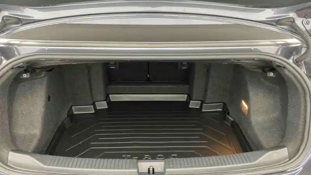 Volkswagen T-Roc cabriolet 1.5 tsi evo 150 start/stop dsg7 — photo 12