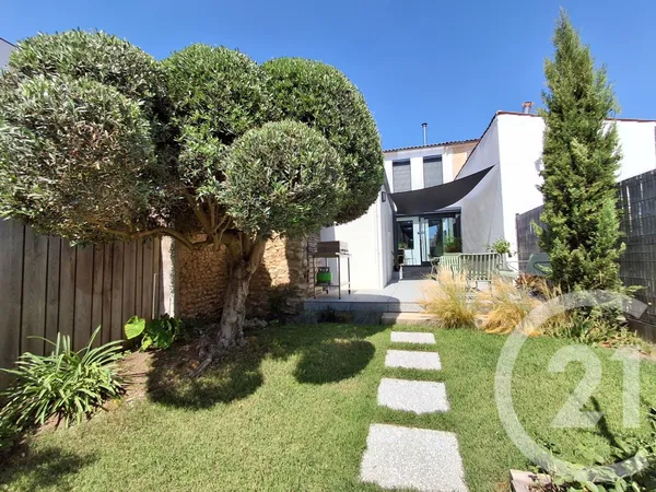 Maison 6 pièces 260 m²