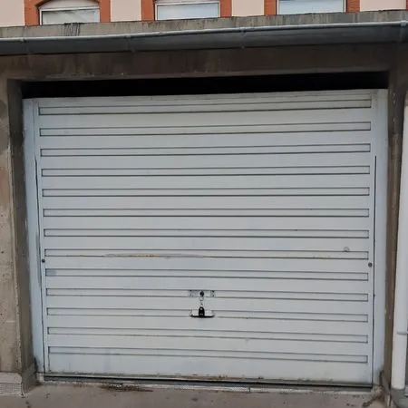 A vendre Box garage avenue de Muret à Toulouse