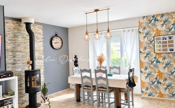 Maison 84 m², 2 chambres, bureau ou dressing, jardin clos