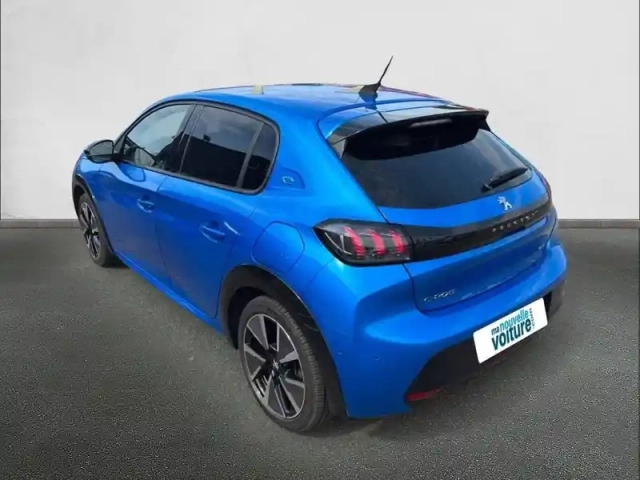 Peugeot 208 electrique 50 kwh 136ch — photo 7
