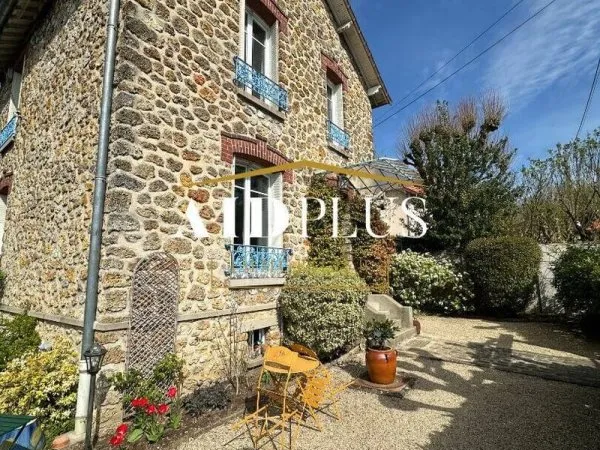 Maison 5 pièces 100 m²