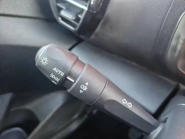 Citroën C4 puretech 100 s&amp;s bvm6 — photo 22