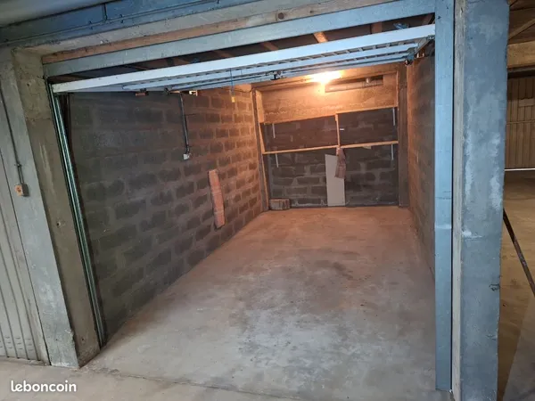 Garage à louer