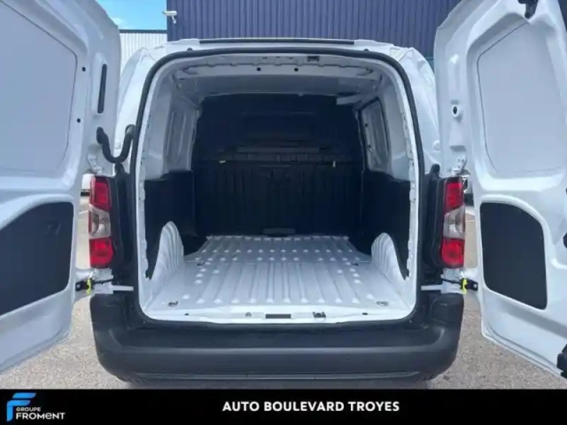 Peugeot Partner m 800kg electrique 136ch batterie 54 kwh — photo 6