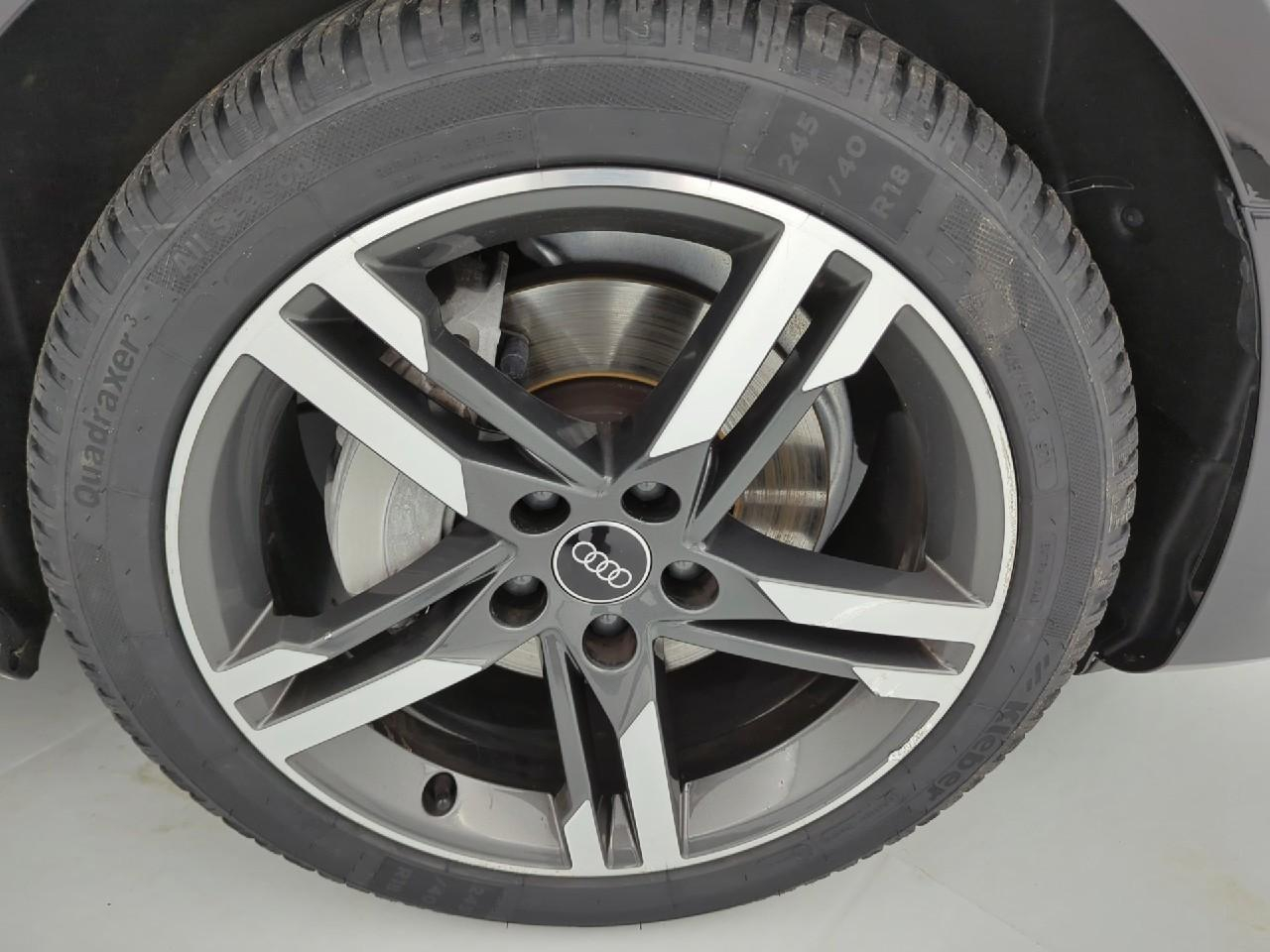 Audi A4 avant 40 tdi 204 s tronic 7 avus — photo 20