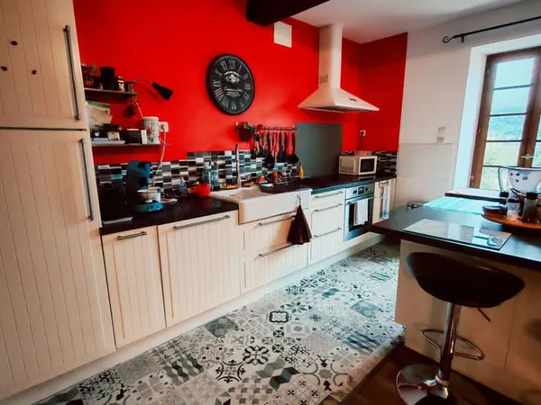Maison 6 pièces 225 m²