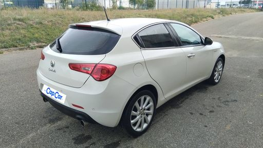 Alfa Romeo Giulietta 2.0 JTDm 140 - Distinctive – 2012 – 121144 km – Diesel – Boîte Manuelle