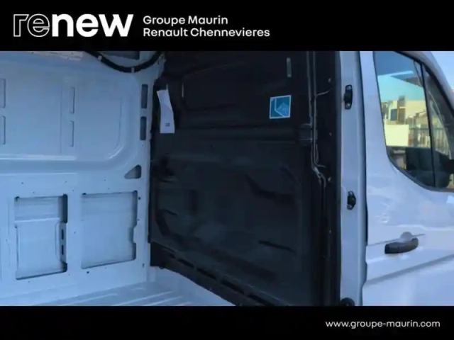 Renault Master fg f3500 l2h2 2.0 blue dci 150ch advance - 25 — photo 13