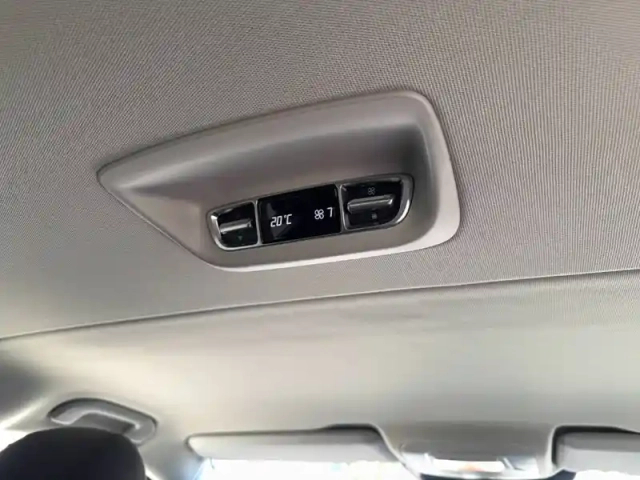 Mercedes Vito tourer 114 cdi lg 9g-tronic 4x4 — photo 19
