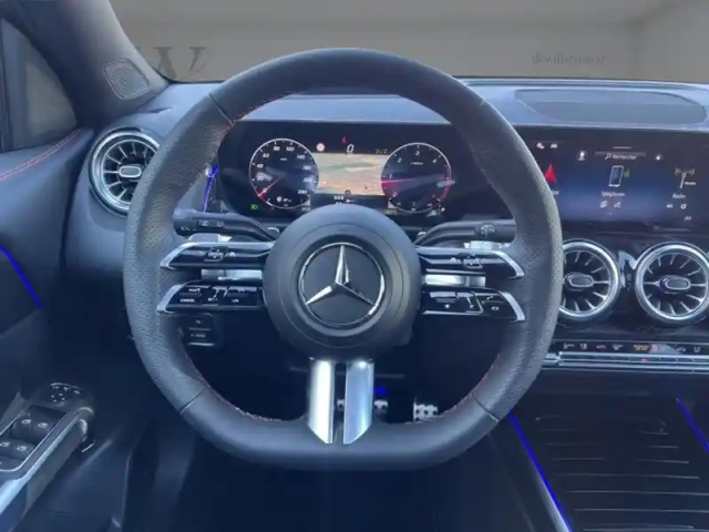 Mercedes Glb 200 d amg line — photo 14