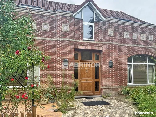 Maison 5 pièces 184 m²