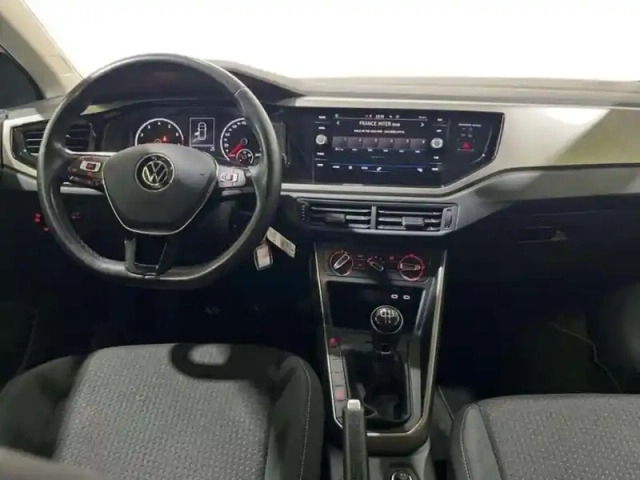 Volkswagen Polo business 1.0 tsi 95 s&amp;s bvm5 lounge — photo 18