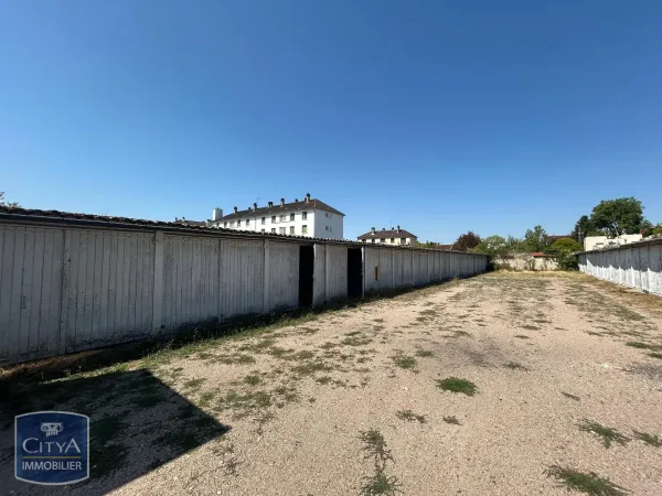 Parking 14 m²