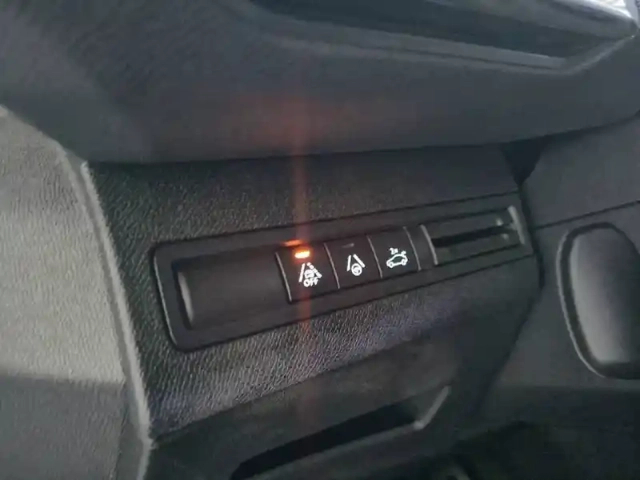 Peugeot 5008 bluehdi 180ch s&amp;s eat8 — photo 31