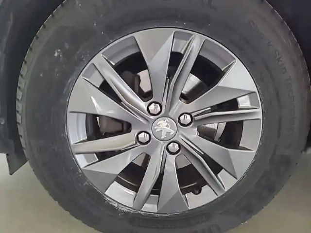 Peugeot 2008 puretech 100 s&amp;s bvm6 — photo 63