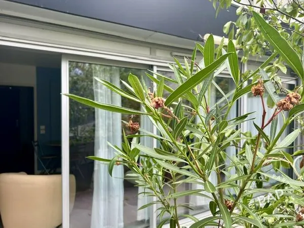 Studio 1 pièce 34 m²