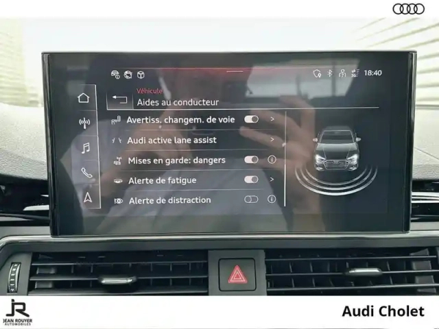 Audi A4 35 tfsi 150 s tronic 7 — photo 29