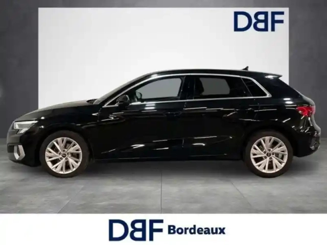 Audi A3 35 tdi 150 s tronic 7 design luxe — photo 2