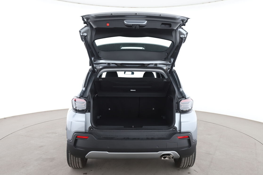 Jeep Avenger 1.2 Turbo T3 Altitude — photo 15