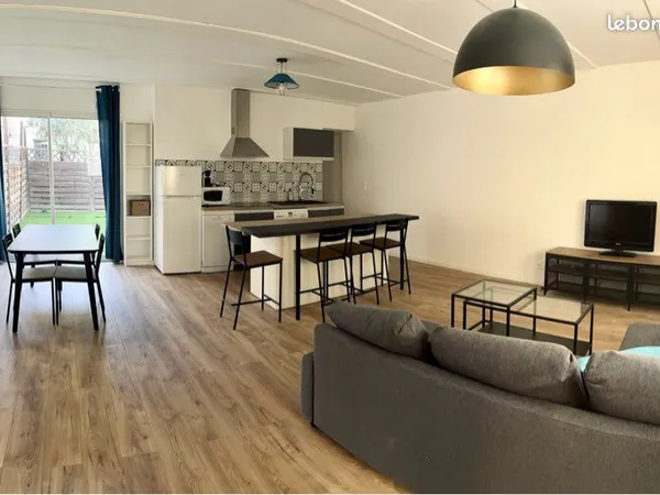 T2 + extérieur meublé