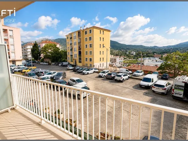 AJACCIO - CASTEL VECCHIO - T2 - T3 de 71m²