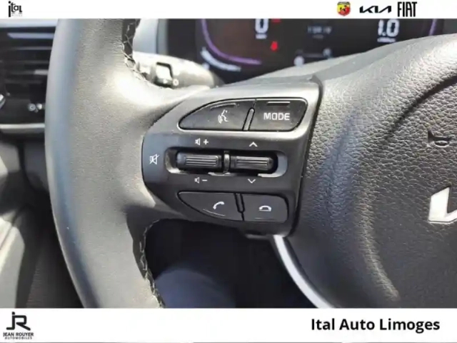 Kia Stonic 1.0 t-gdi 100ch active — photo 12