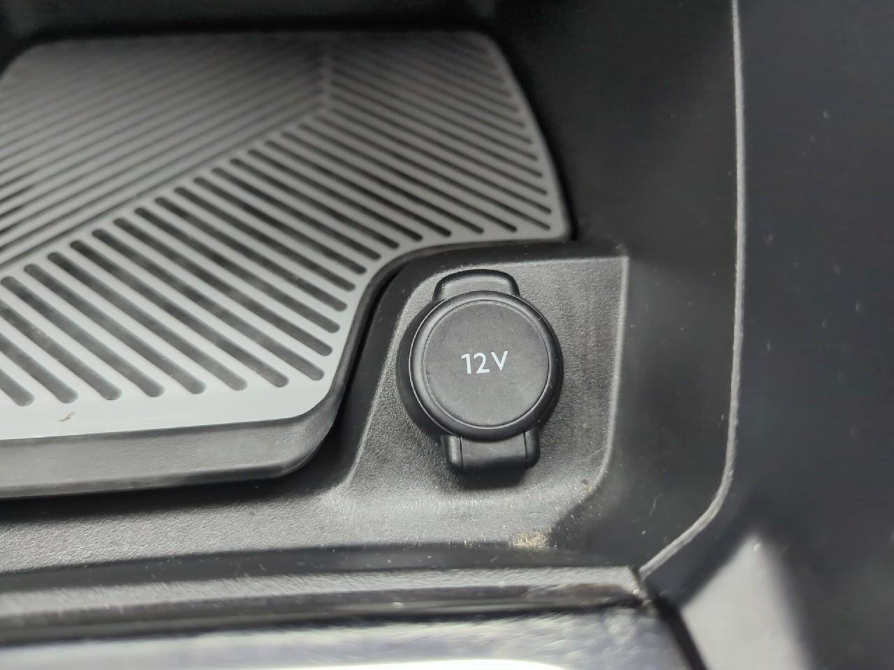 Citroën C4 bluehdi 130 s&s eat8 feel pack — photo 27