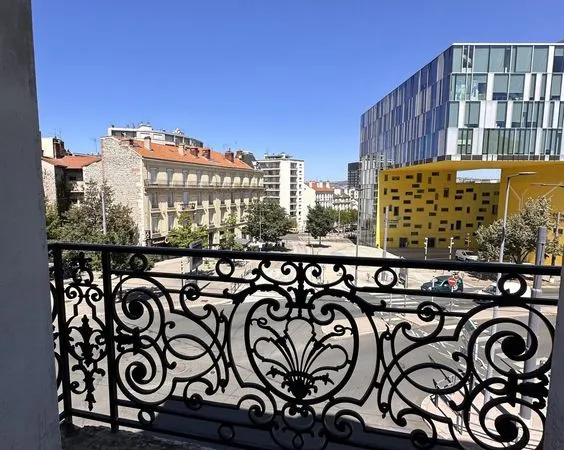 Appartement 3 pièces 96 m²