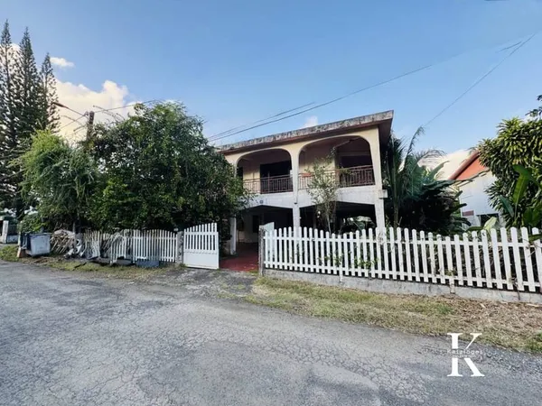 Maison 6 pièces 166 m²