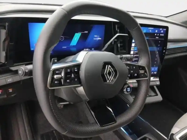 Renault Scenic e-tech electric 220ch 87kwh techno option iconic grande autonomie -25 soh 99% — photo 15