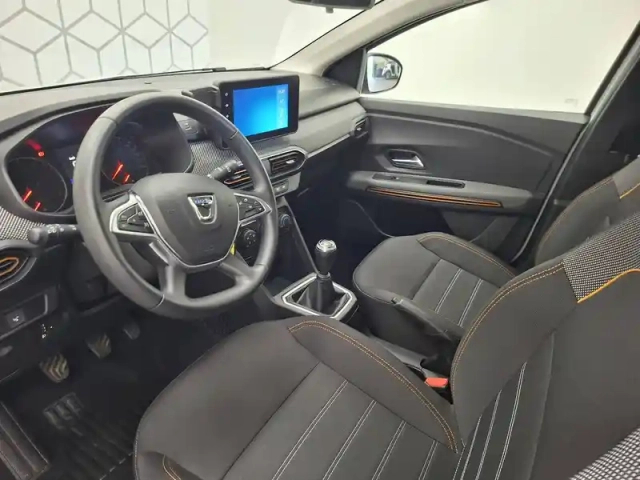 Dacia Sandero tce 90 - 22 — photo 34