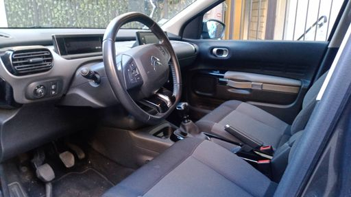 Citroen C4 Cactus 1.2 PureTech 110 - Shine – 2020 – 67108 km – Essence – Boîte Manuelle — photo 16