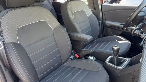 Dacia Jogger TCE 110 7 PLACES SL EXTREME + - Sl Extreme + – 2022 – 44771 km – Essence – Boîte Manuelle — photo 4