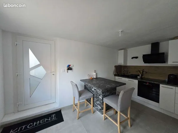 Maison de village entièrement rénovée