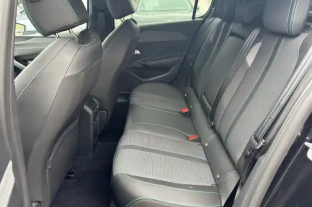 Peugeot 308 bluehdi 130ch s&amp;s eat8 — photo 11
