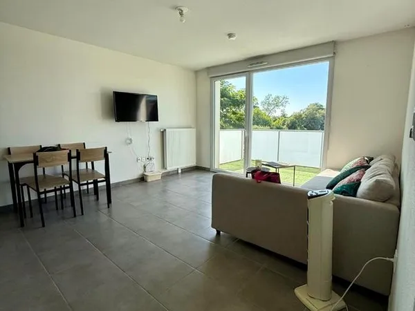 T2 meublé lumineux avec terrasse de 10 m² - Tournefeuille