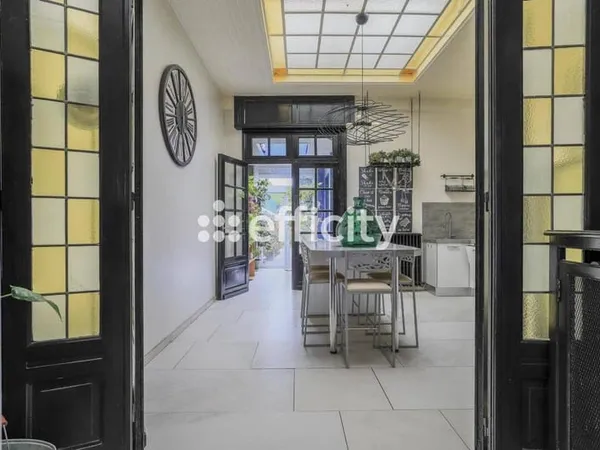Maison de ville 8 pièces 190 m²