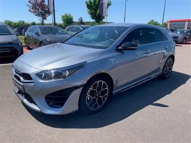 Kia Ceed 1.5 t-gdi 140 ch dct7 — photo 1