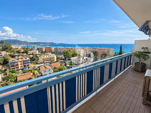 NICE FABRON - LES BOSQUETS - 3 pièces 73m² vue mer et collines, terrasses, stationnement, cave
