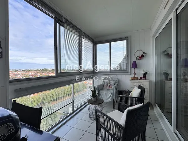 Appartement T3 bis 78m² - 2 chambres, cave, parking