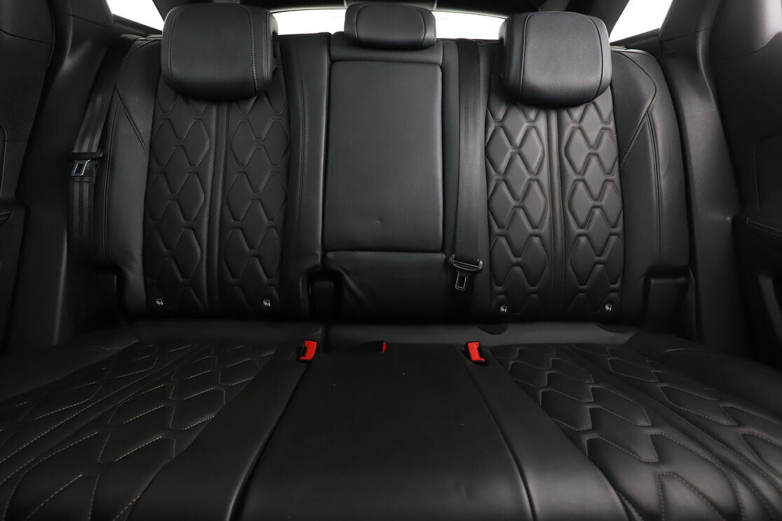 Peugeot 3008 1.6 THP GT Line EAT6 — photo 14