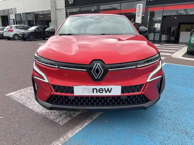 Renault Megane e-tech ev60 220 ch super charge — photo 26
