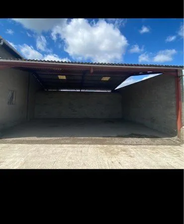 Loue emplacement camping car ou autres