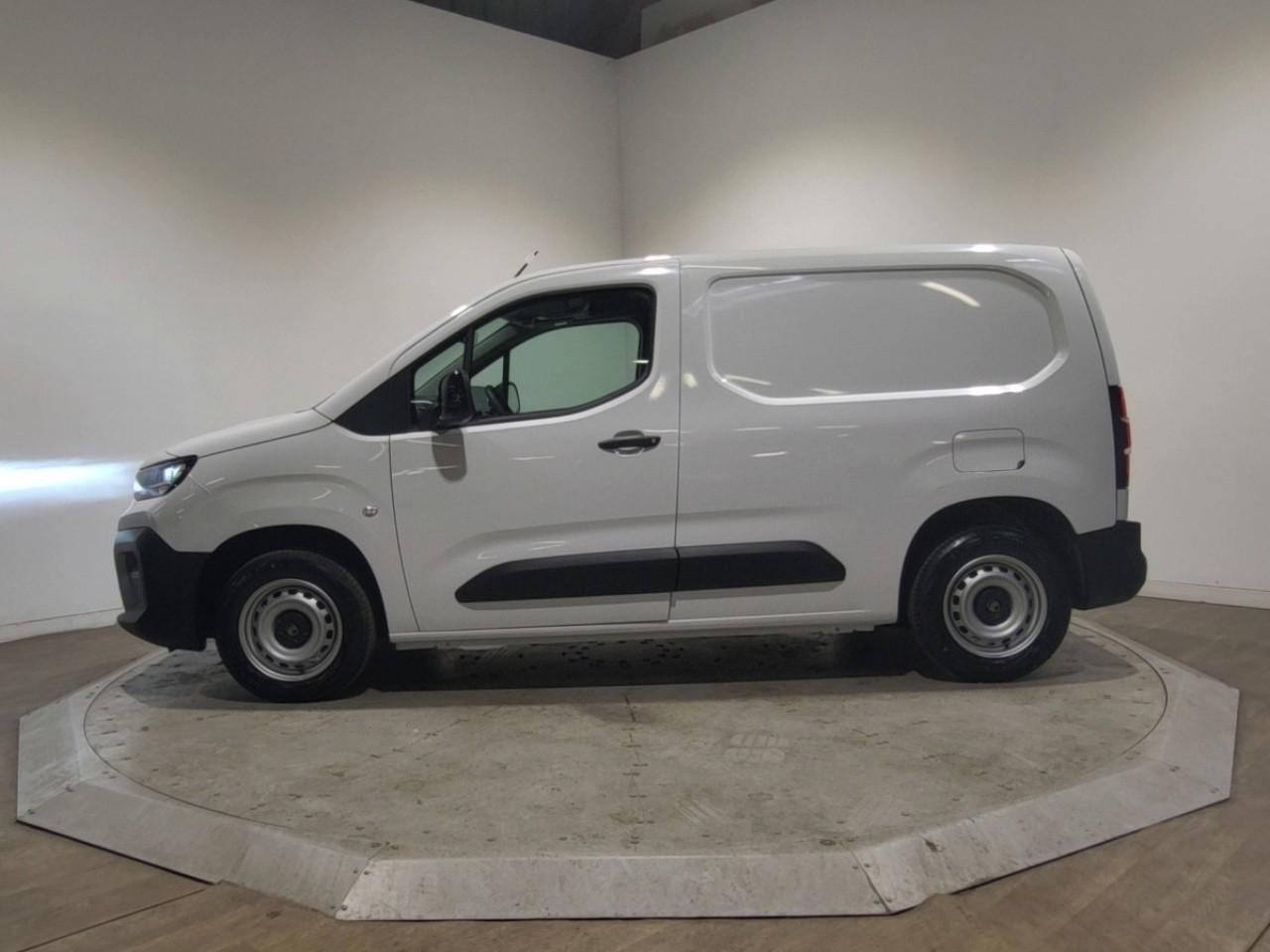 Citroën Berlingo van m diesel 100 ch manuelle — photo 2