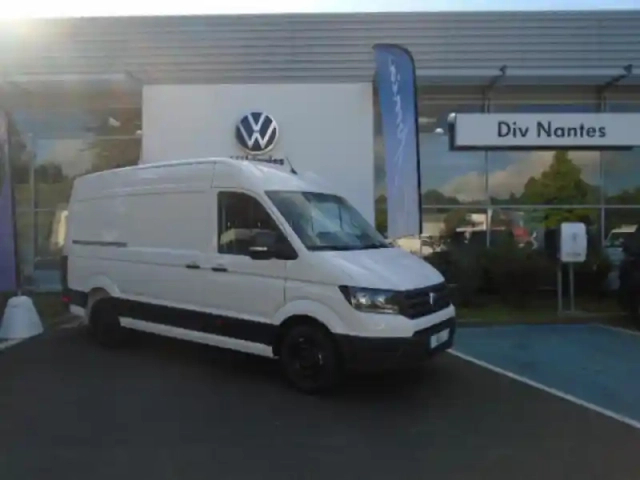 Volkswagen Crafter fg 30 l3h3 2.0 tdi 140ch business traction — photo 1