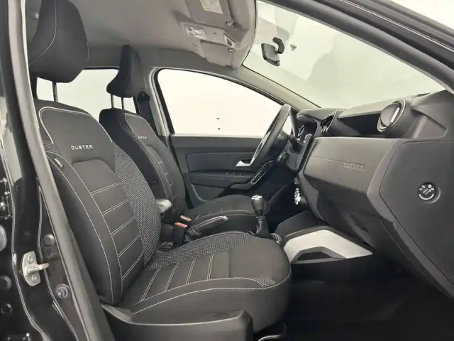 Dacia Duster blue dci 115 4x2 — photo 36
